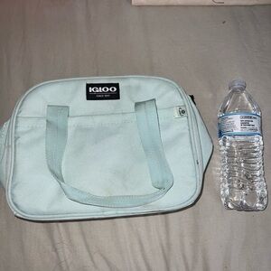 Igloo lunch pail baby blue